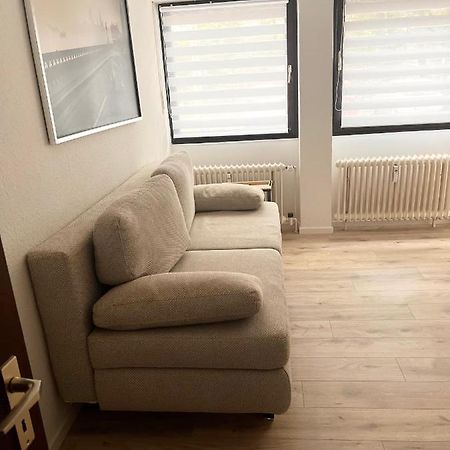Gemuetliches Zentrales Apartment 2 Min Bis Du Hbf ドゥイスブルグ エクステリア 写真