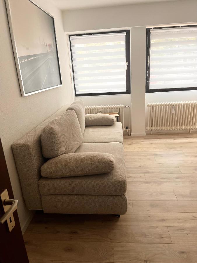 Gemuetliches Zentrales Apartment 2 Min Bis Du Hbf ドゥイスブルグ エクステリア 写真