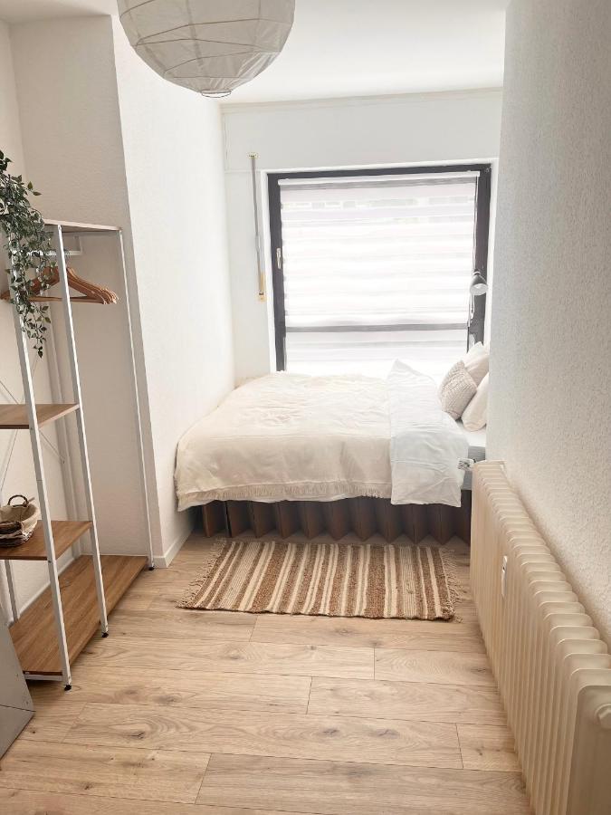 Gemuetliches Zentrales Apartment 2 Min Bis Du Hbf ドゥイスブルグ エクステリア 写真