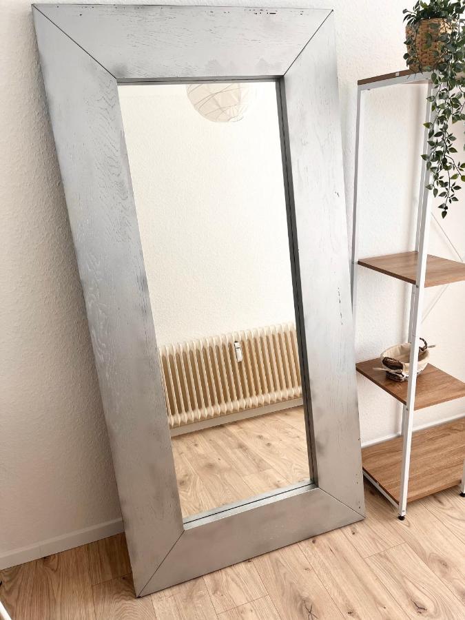Gemuetliches Zentrales Apartment 2 Min Bis Du Hbf ドゥイスブルグ エクステリア 写真