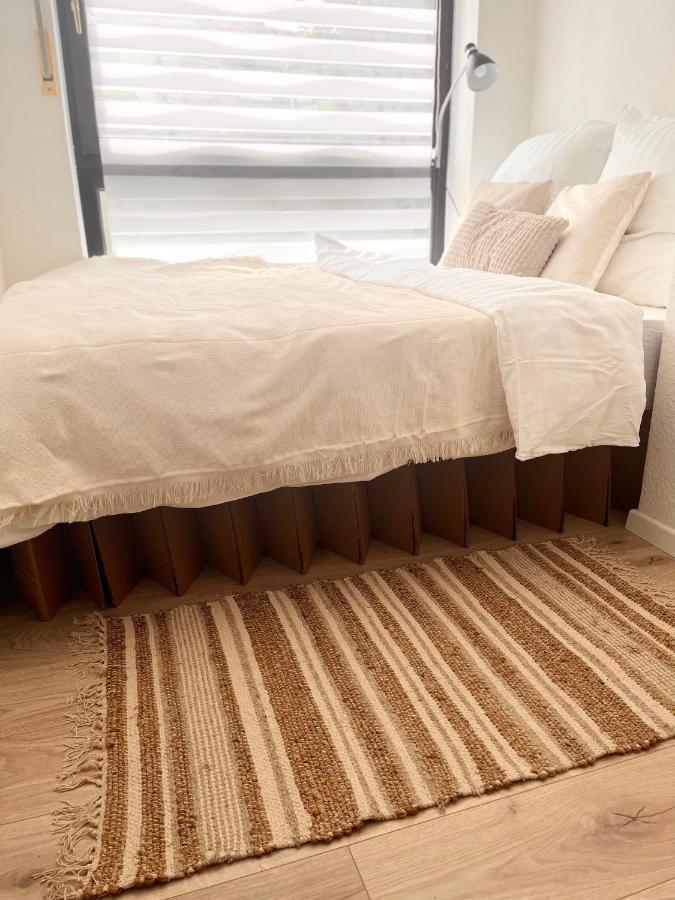 Gemuetliches Zentrales Apartment 2 Min Bis Du Hbf ドゥイスブルグ エクステリア 写真